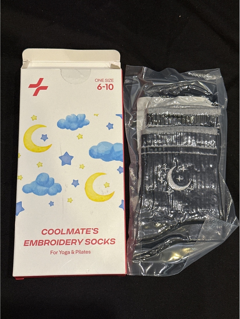 Coolmate's Embroidery Socks for Yoga & Pilates, One Size 6-10,